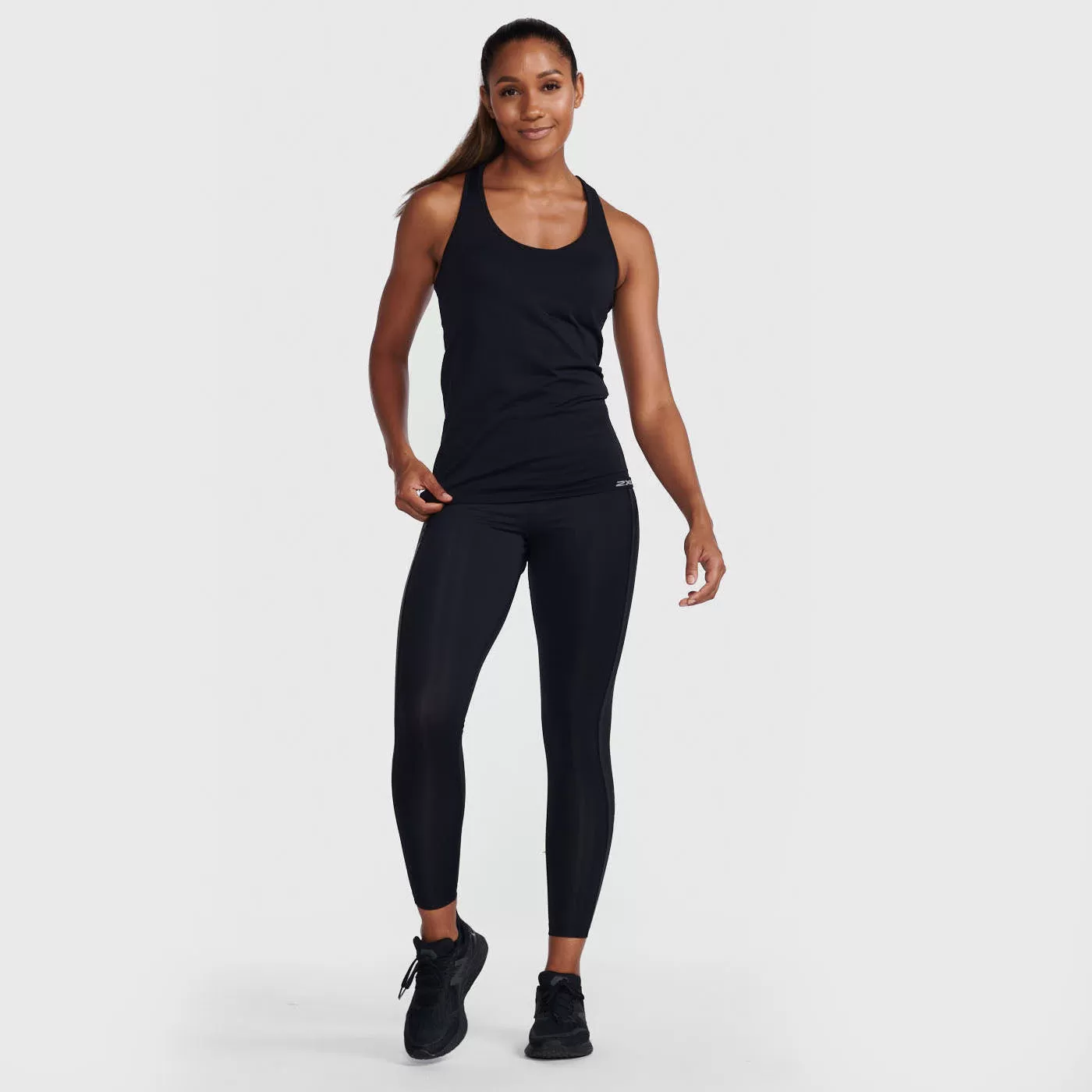 2XU - Motion Tech Singlet - Black/Harbor Mist