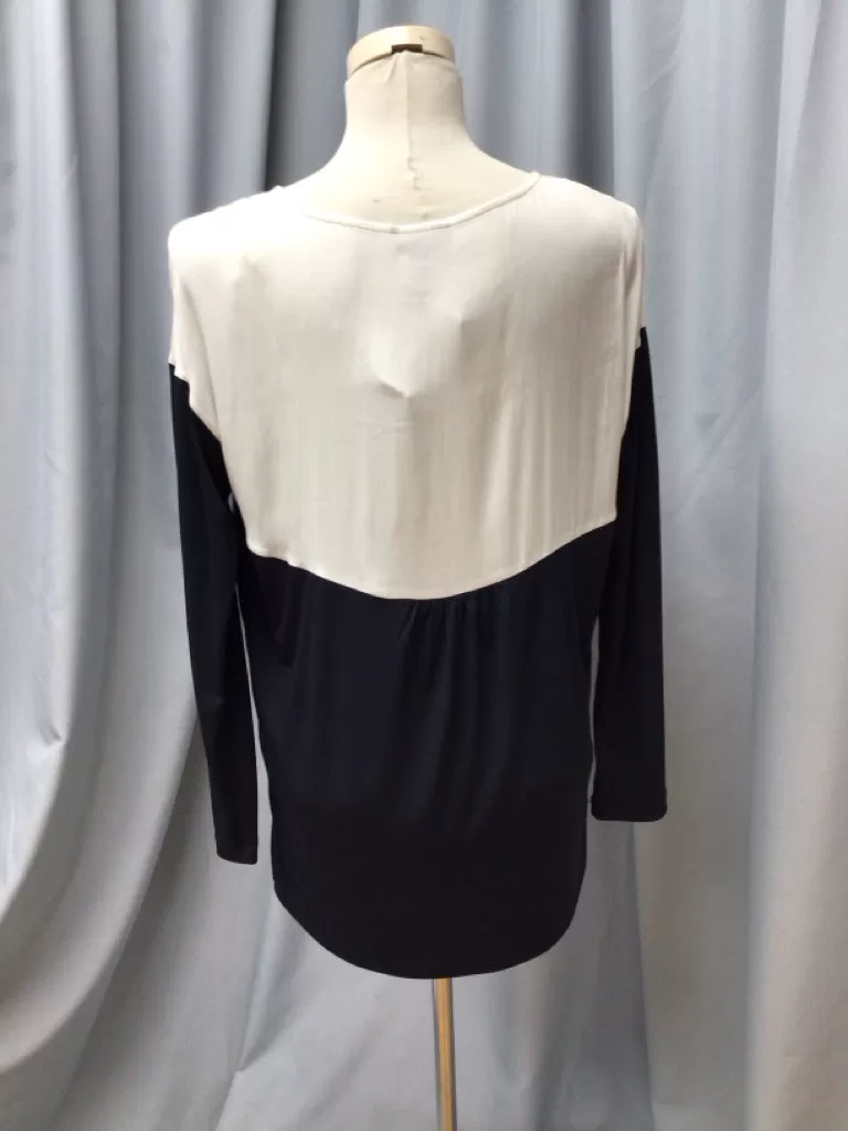 ADRIENNE VITTADINI SIZE SMALL Ladies TOP