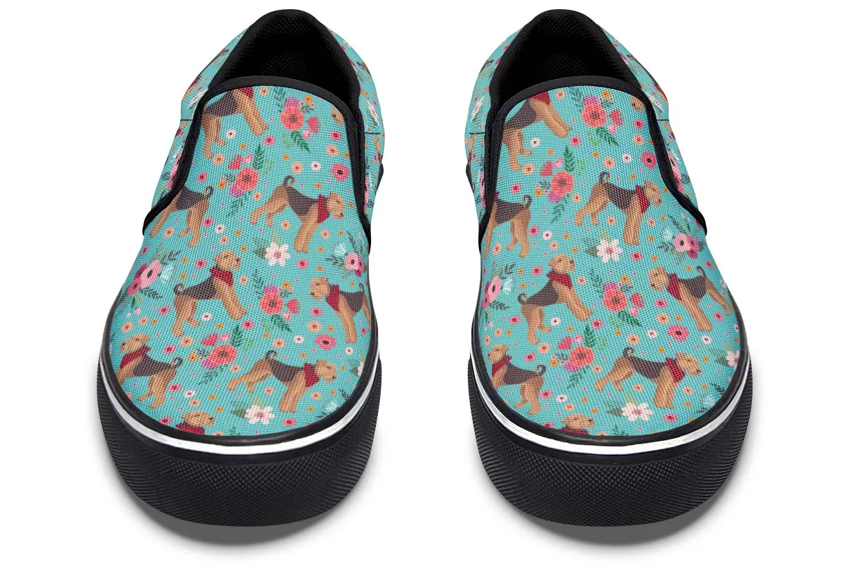 Airedale Terrier Flower Slip-On Shoes