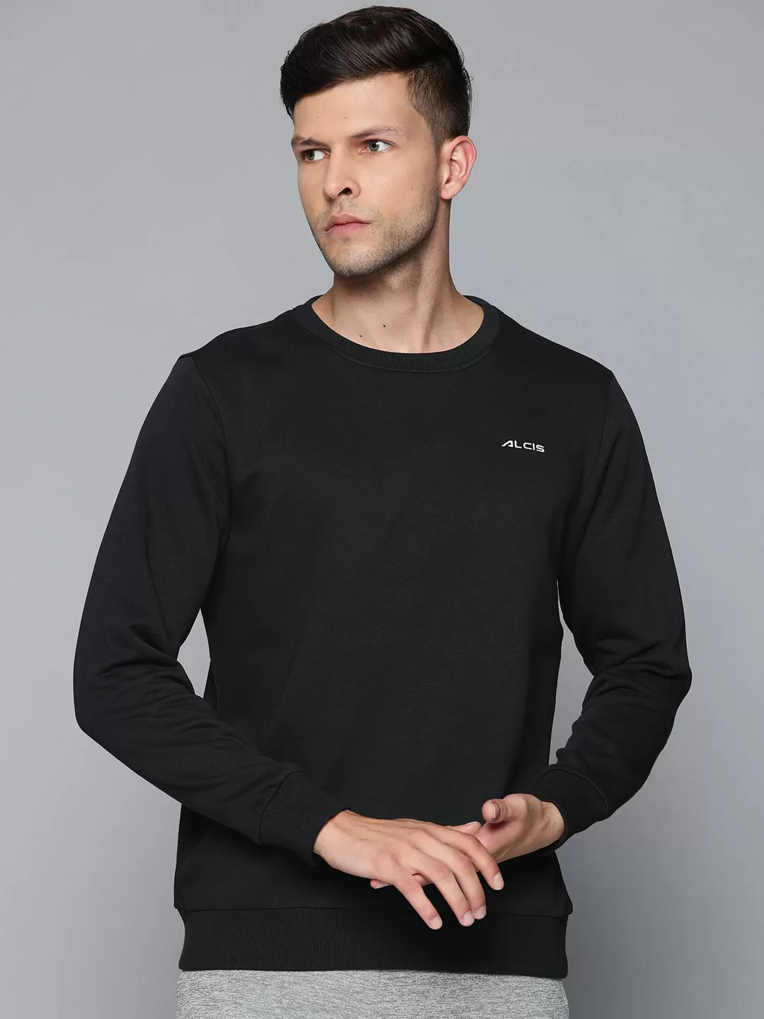 Alcis Men Black Solid Sweatshirt