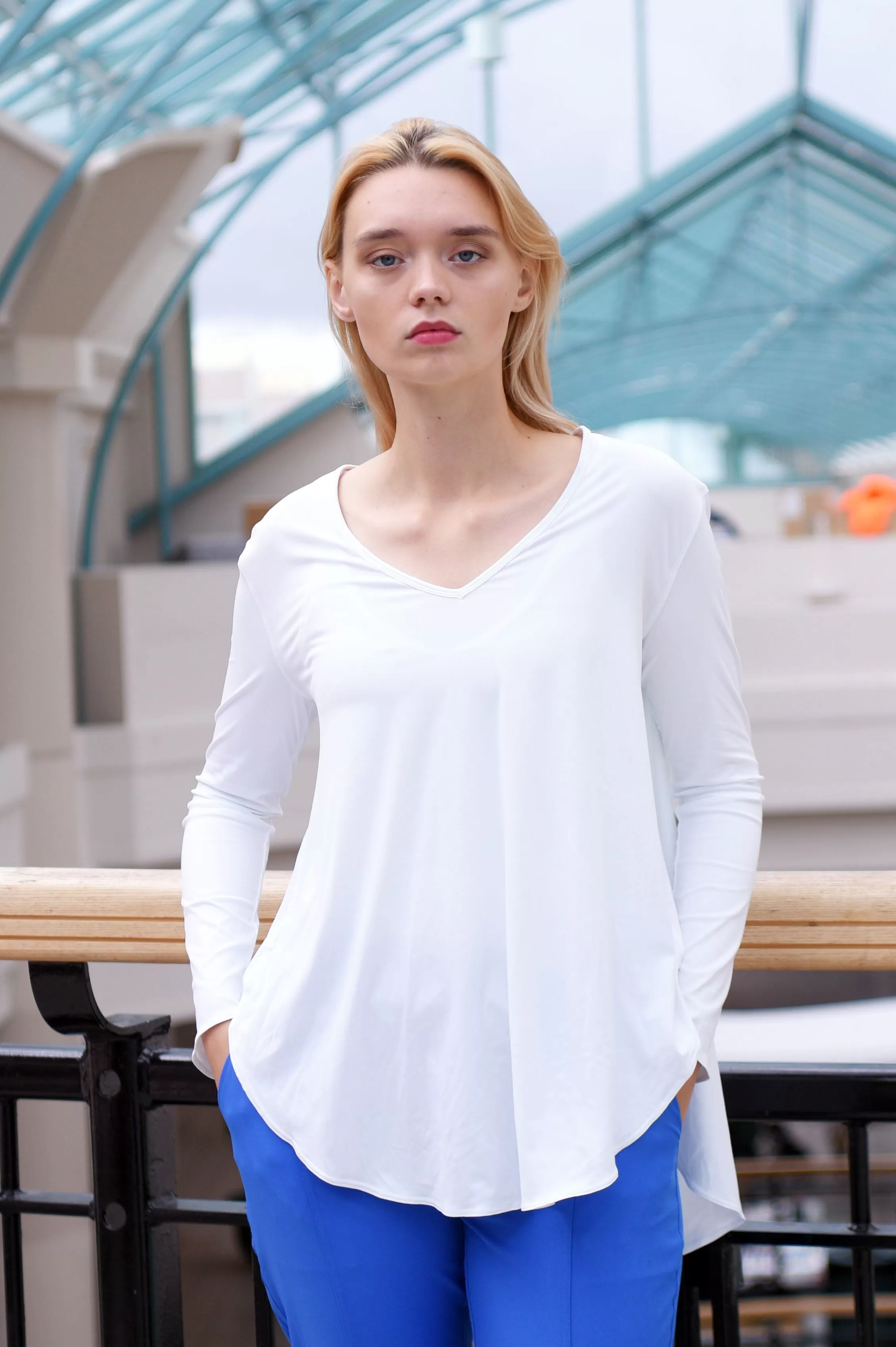 APRIL FEATHERLITE SHIRT (Final Sale)