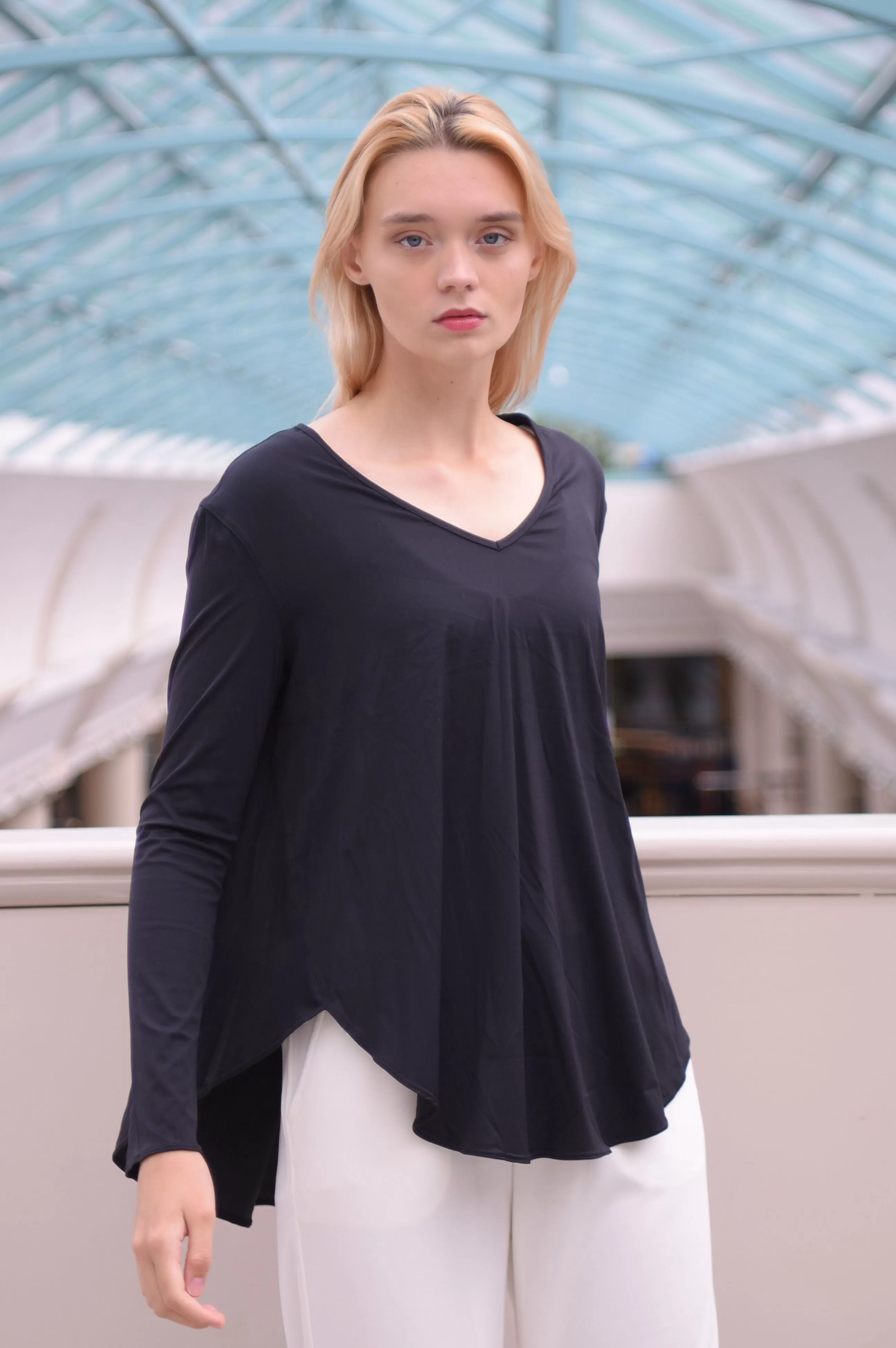 APRIL FEATHERLITE SHIRT (Final Sale)