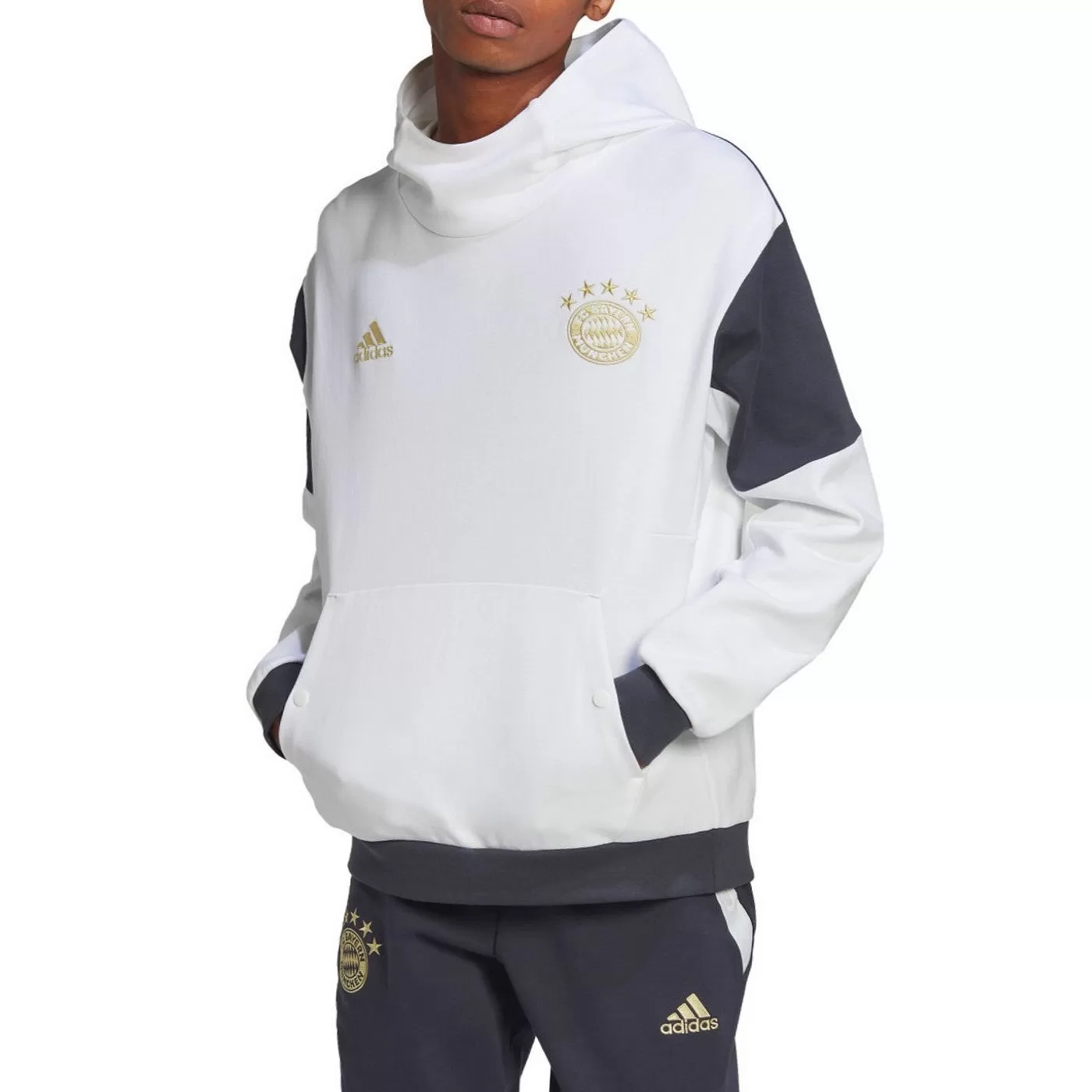 Bayern Munich casual Travel hooded presentation tracksuit 2022/23 - Adidas