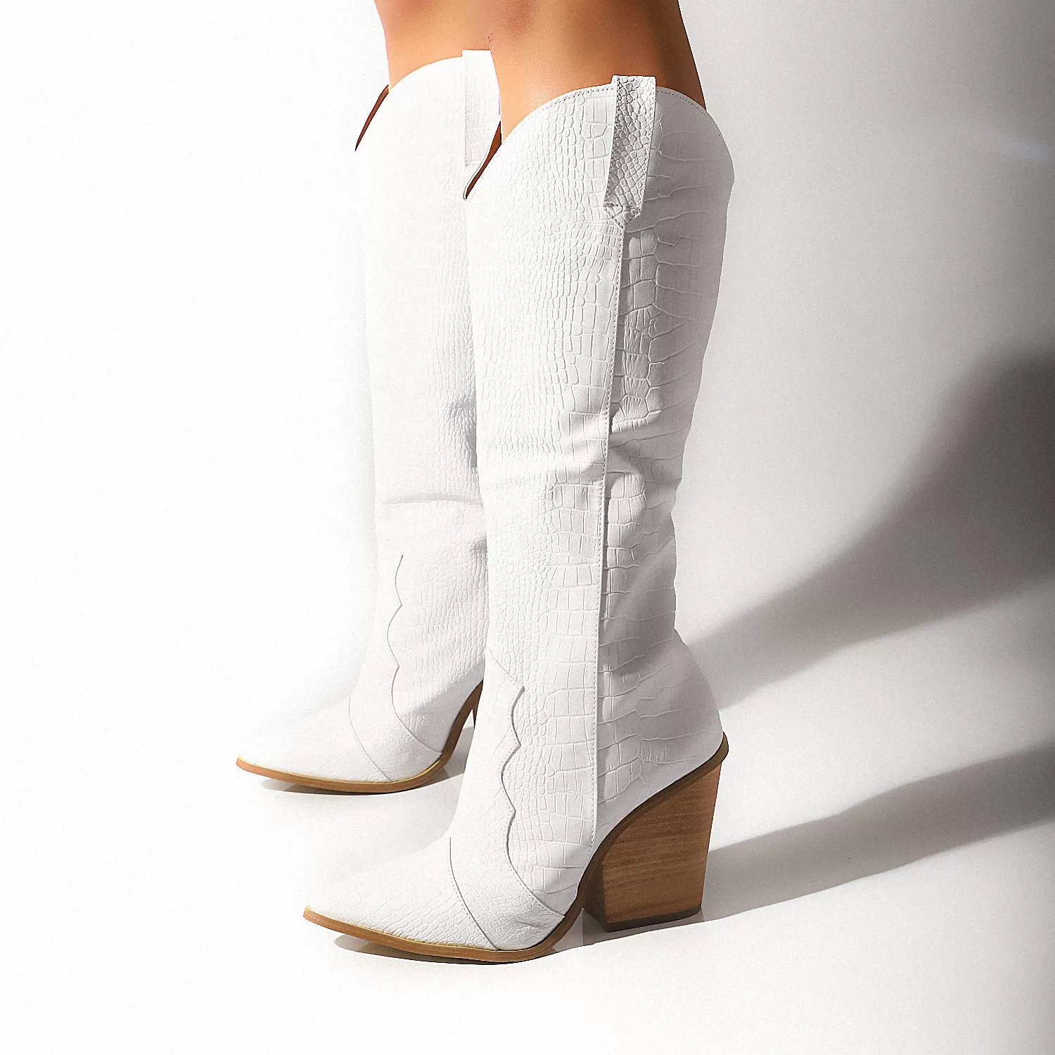 Botas Cassandra croc blancas 2.0