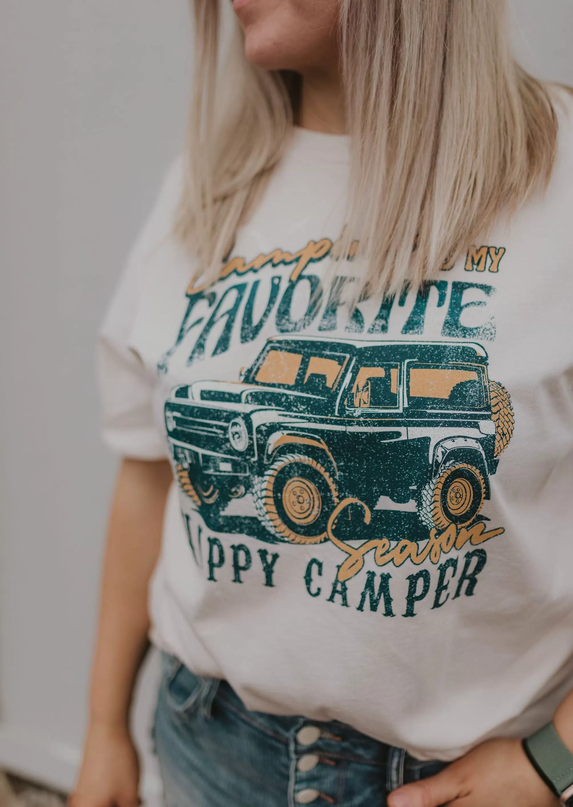 CAMPING IS MY FAVORITE SEASON GRAPHIC TEE