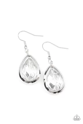 Drop-Dead Duchess - Silver Earring