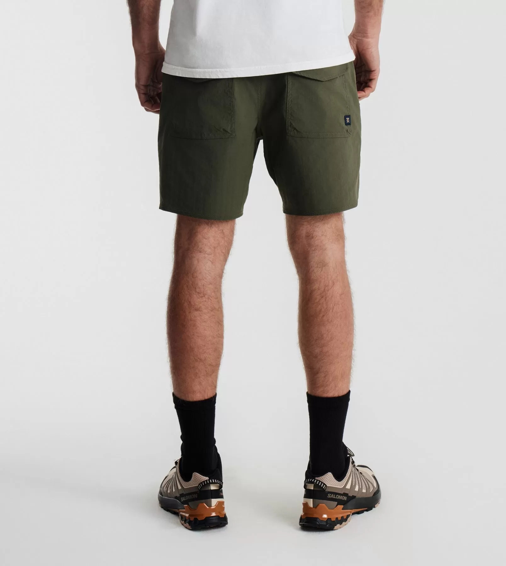 Layover Trail Shorts 17"