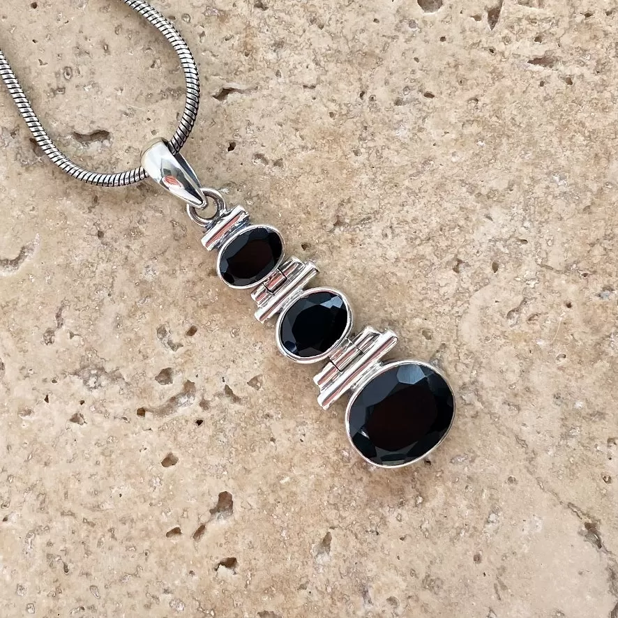 Onyx Triple Gem Pendant - Paris