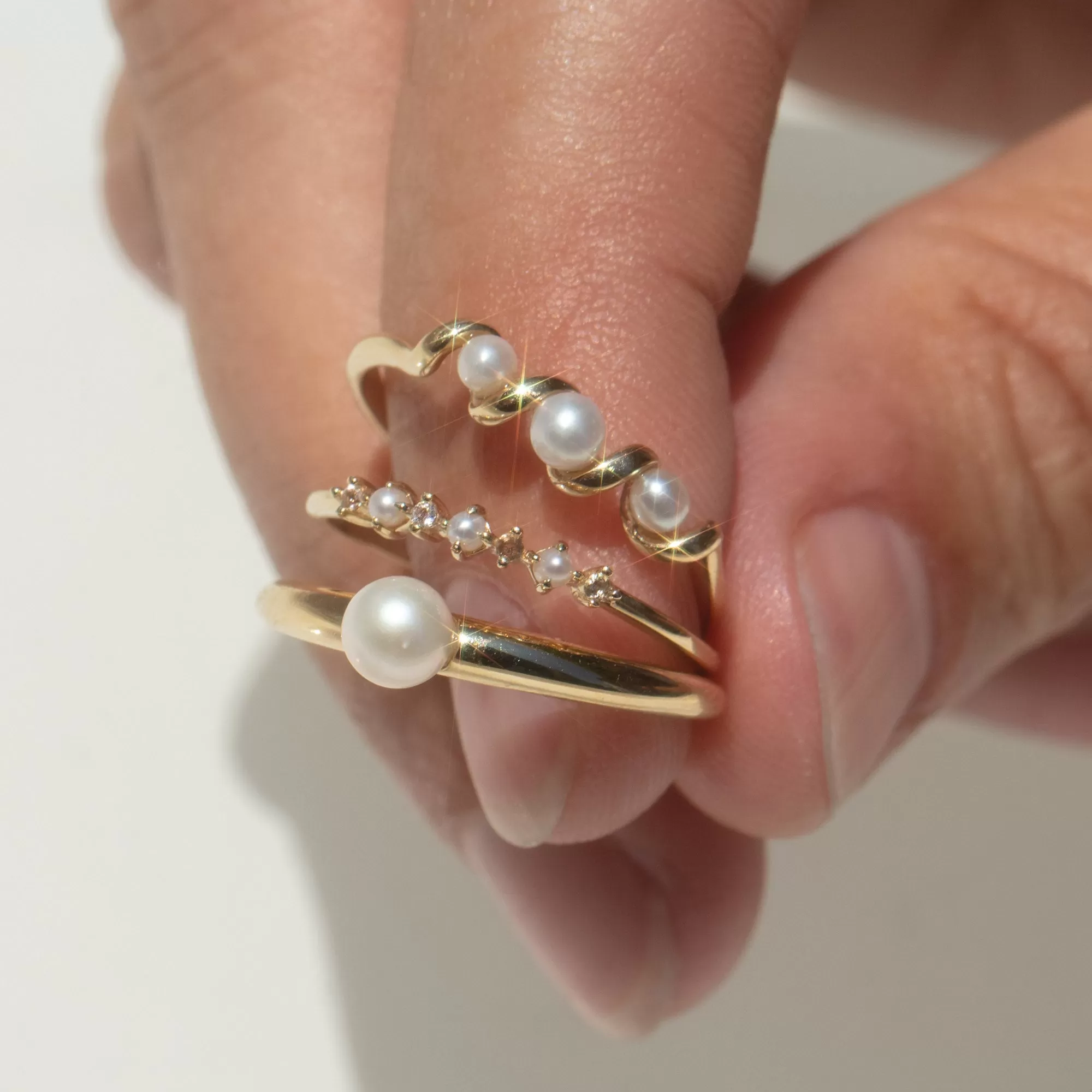 Solid Gold Bold Pearl Ring