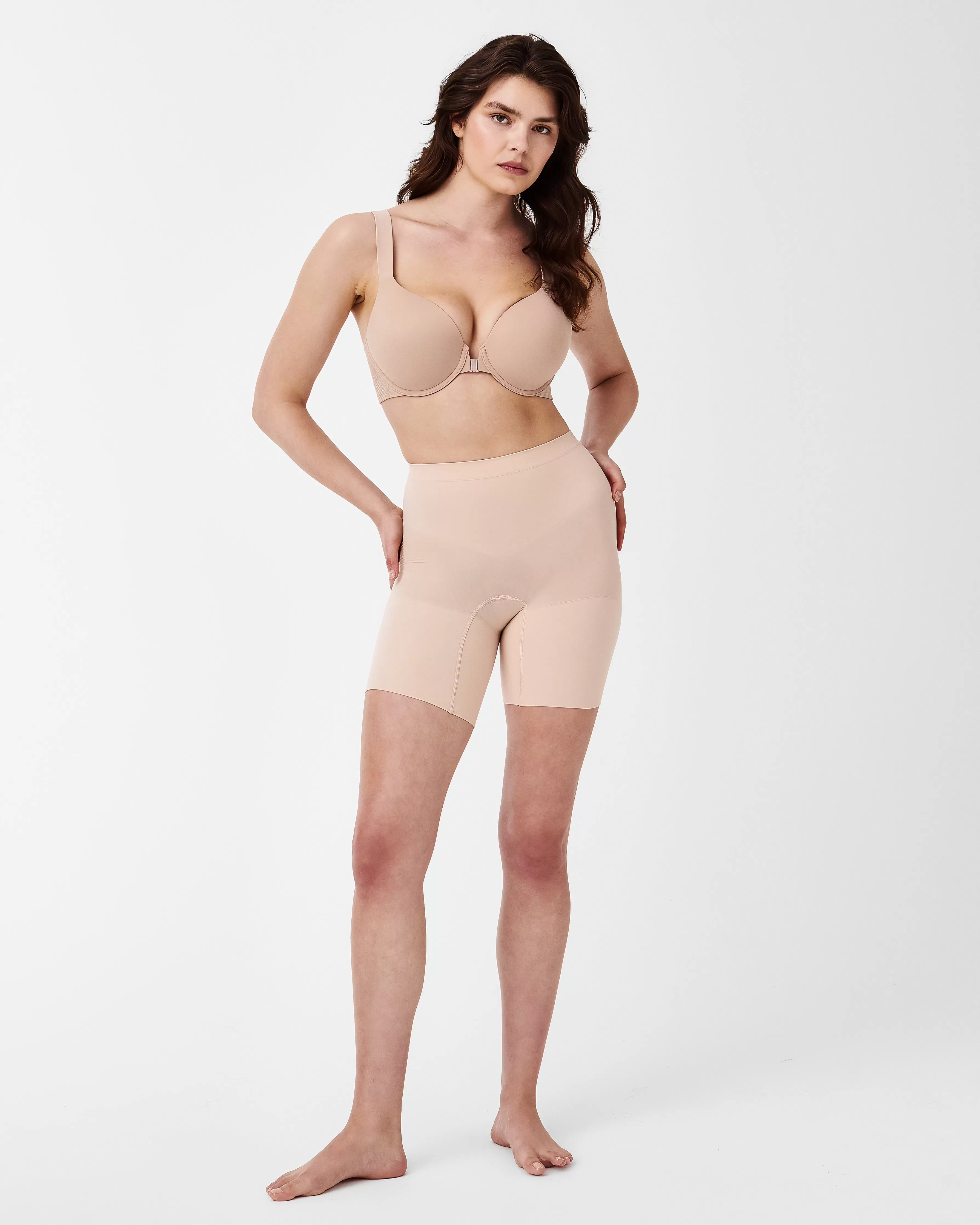 SPANXsculpt™ Seamless Power Mid-Thigh Short